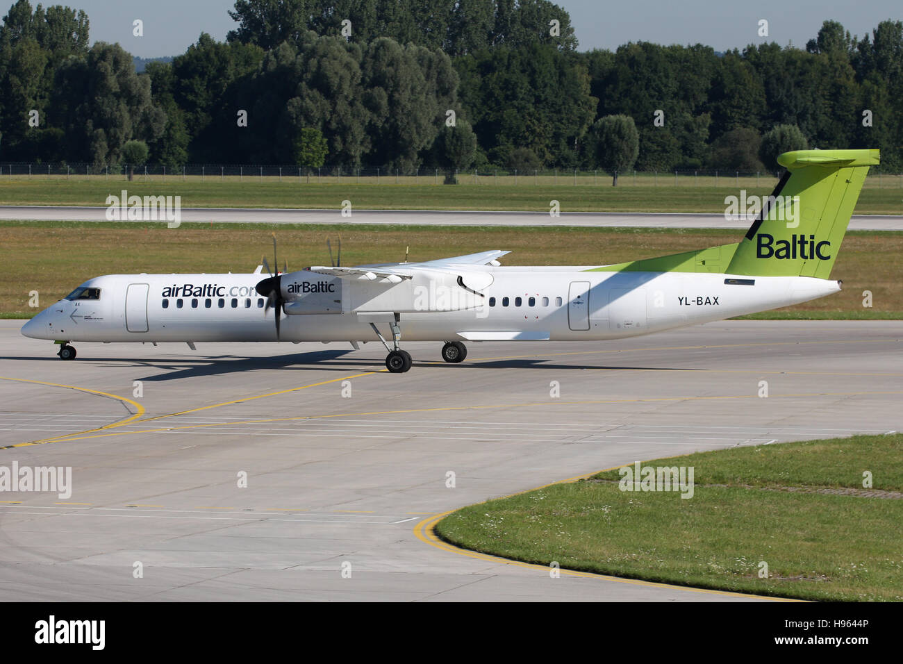 Air Baltic Munich Airport Terminal And Office – HXRBF