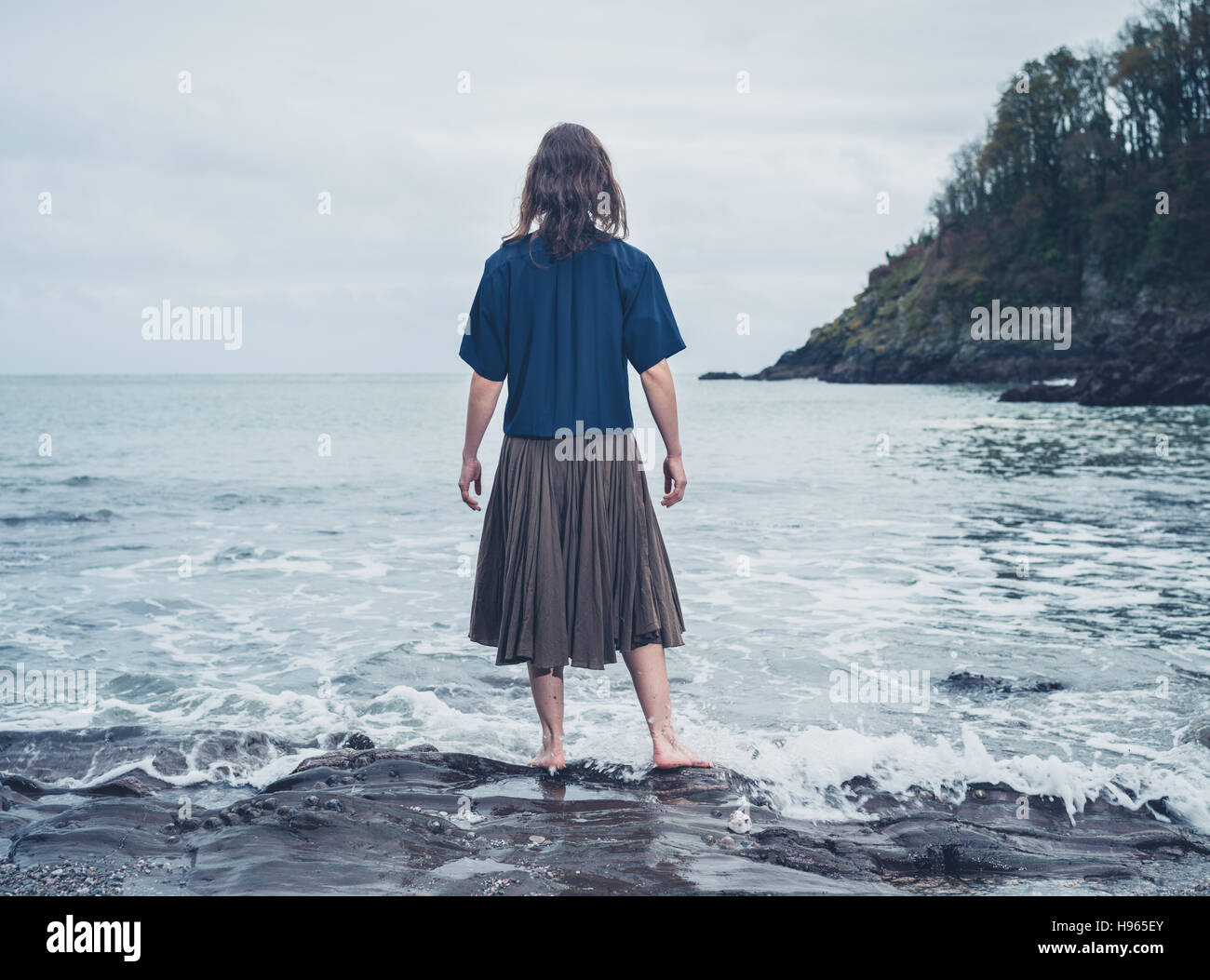 Barefoot woman autumn hi-res stock photography and images - Alamy