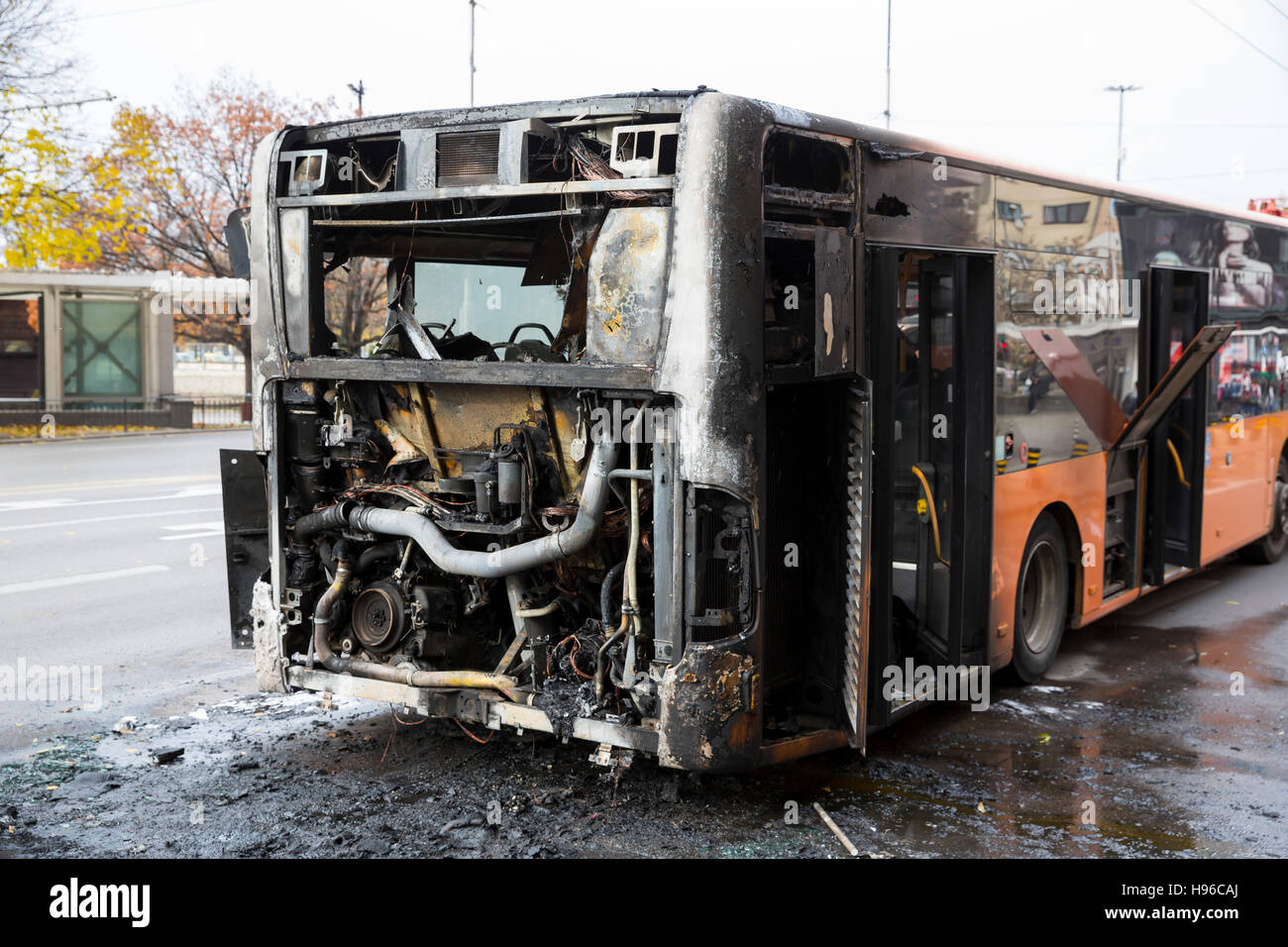 Car accident car caught on fire car on fire hires stock photography