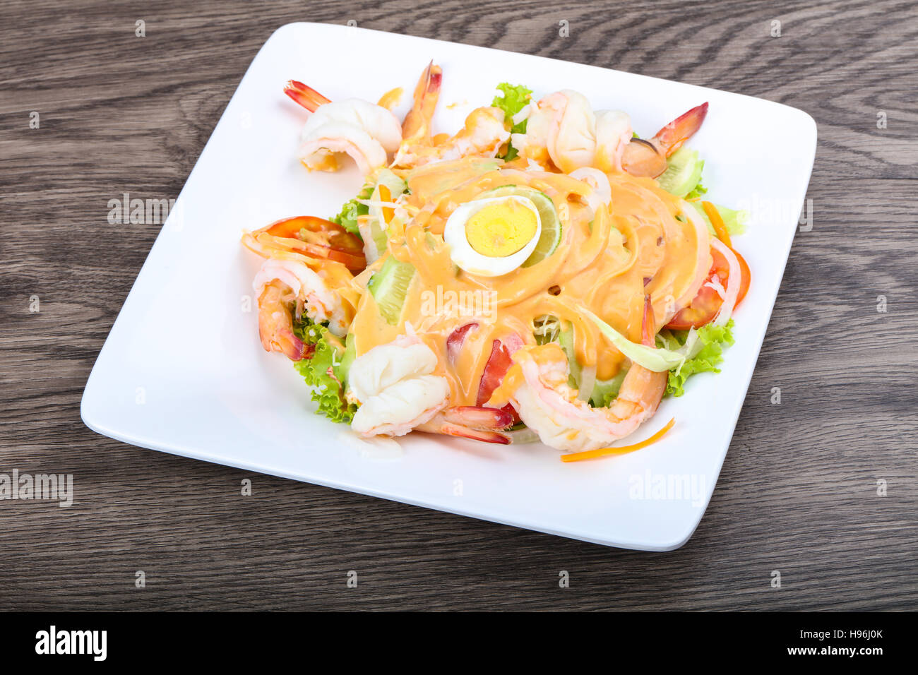 Shrimp cocktail with 1000 islands sauce and lime Stock Photo Alamy
