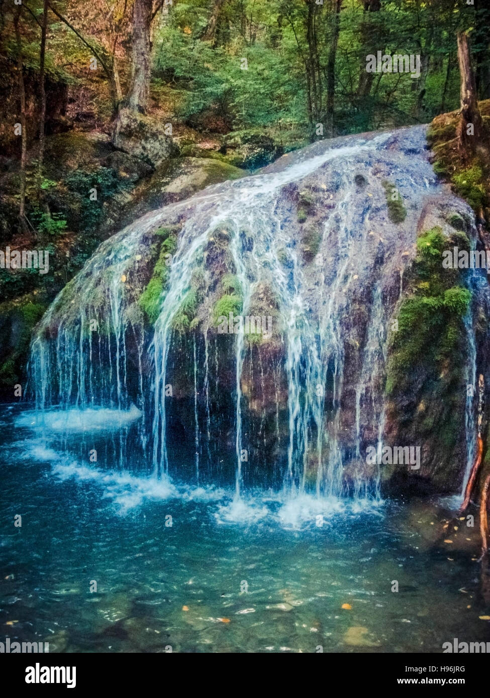 Cascading waterfall red rocks hi-res stock photography and images - Alamy