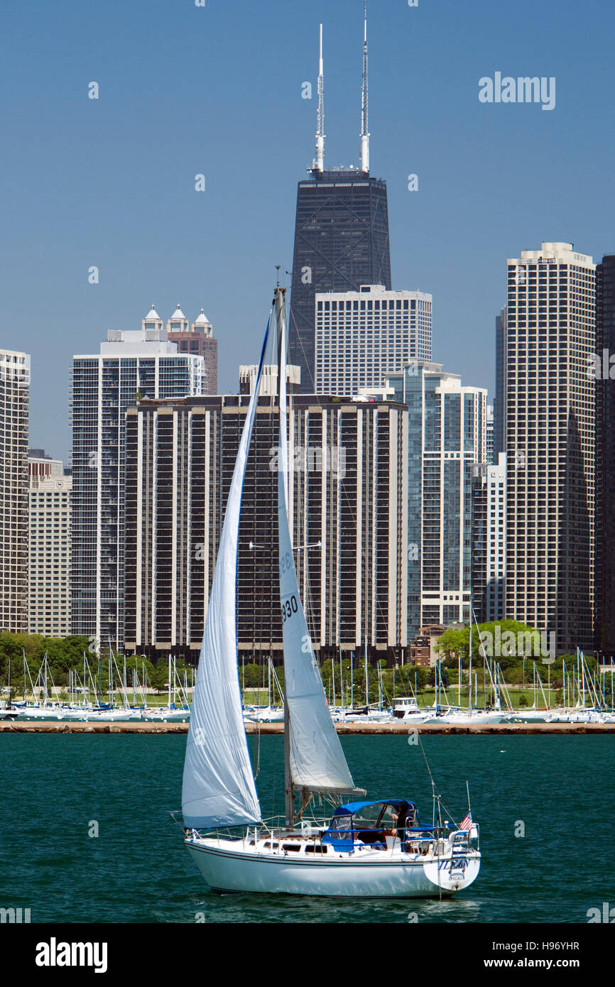 Skyline and Lake Michigan Chicago Illinois USA Stock Photo - Alamy