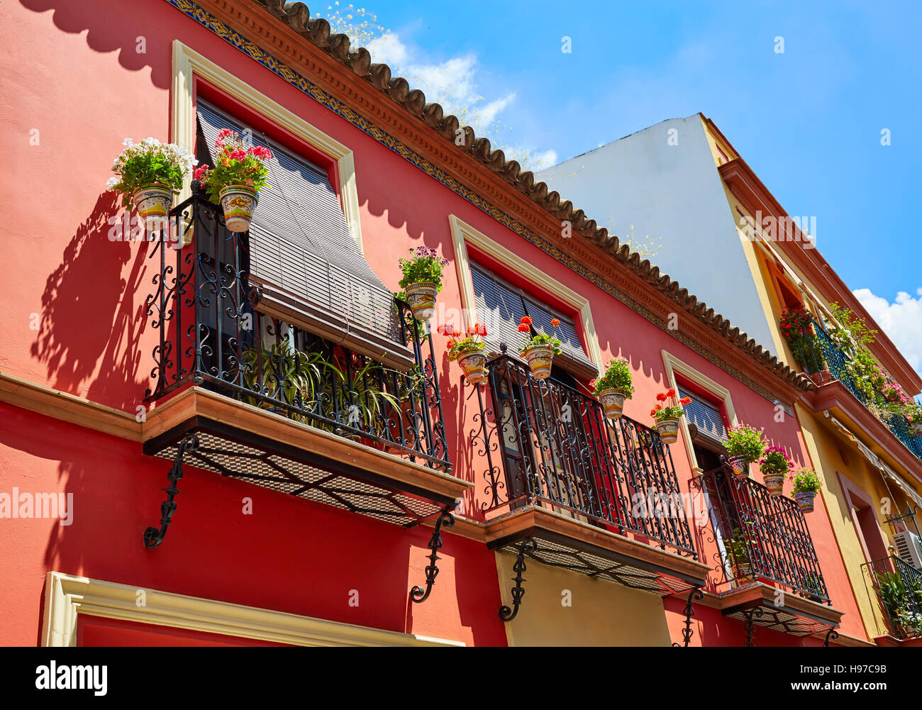 Barrio de triana sevilla hi-res stock photography and images - Alamy