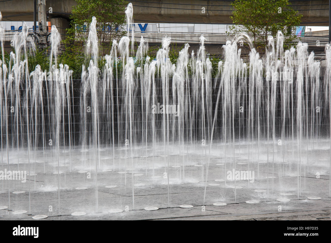 fountain in the park Stock Photo - Alamy