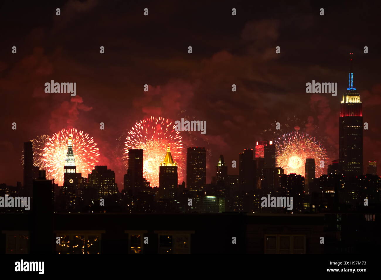 Fireworks and the NYC cityscape Stock Photo Alamy