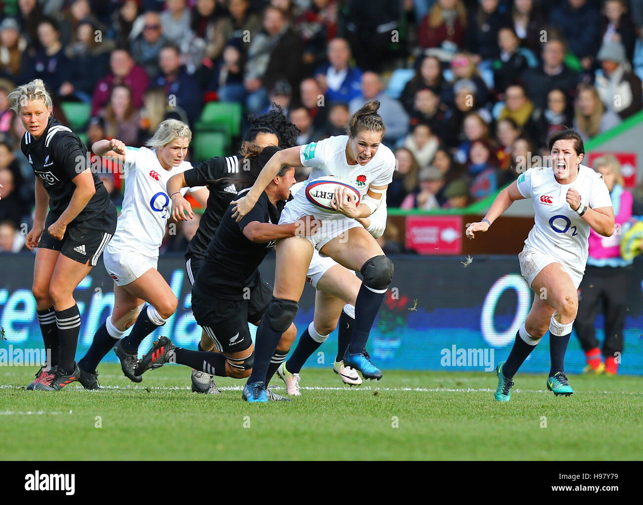 England's Emily Scarratt in action during the Old Mutual Wealth Series ...