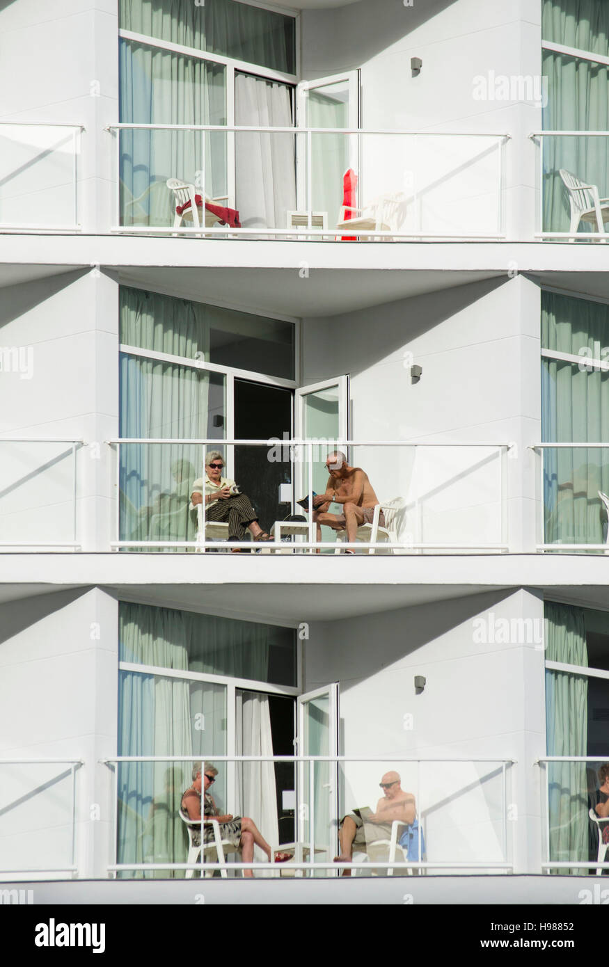 Terrace block hires stock photography and images Alamy