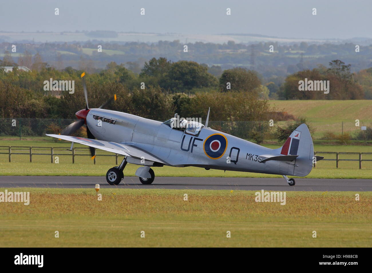 Supermarine Spitfire LF.IXc taxiing at Kemble Airfield Stock Photo