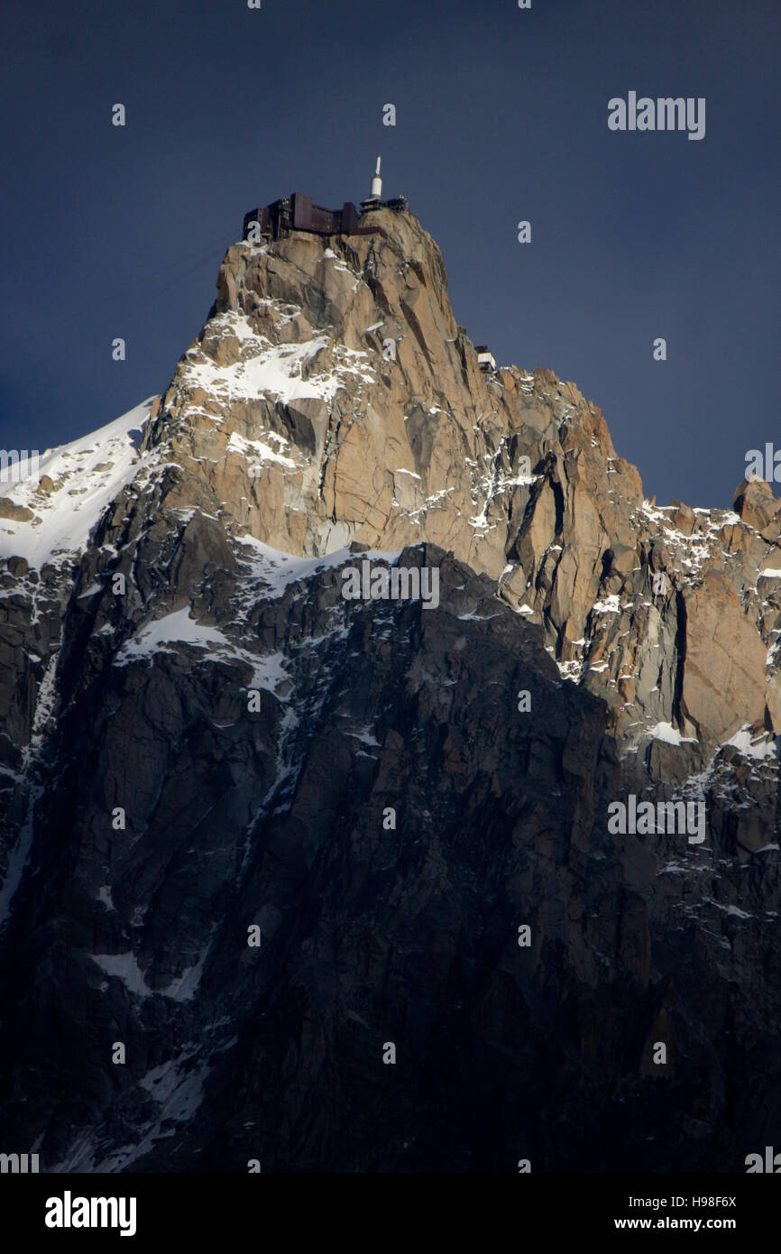 Aiguille du Midi (Chamonix, France) - Champagne Tastes