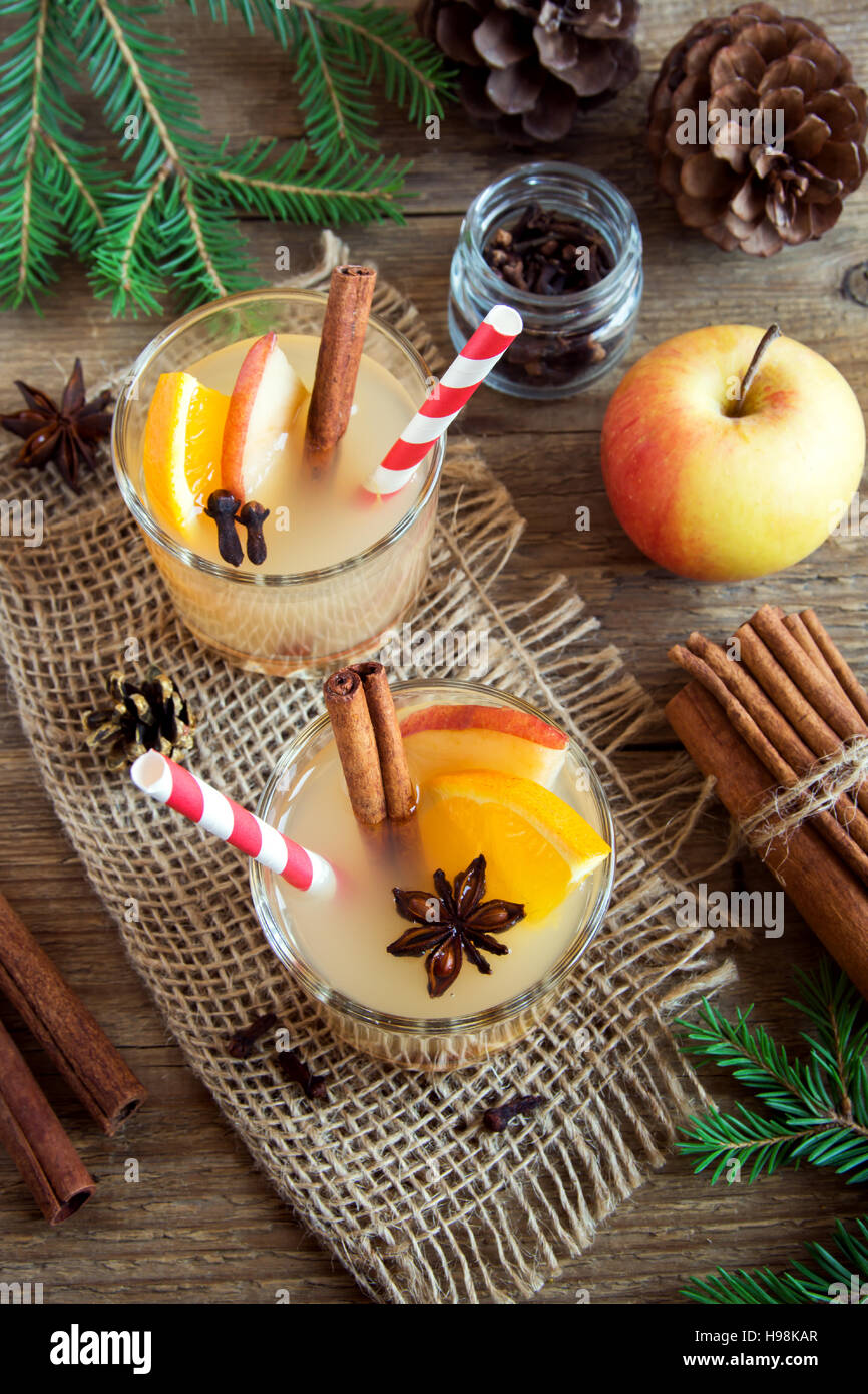 Rum punch hires stock photography and images Alamy