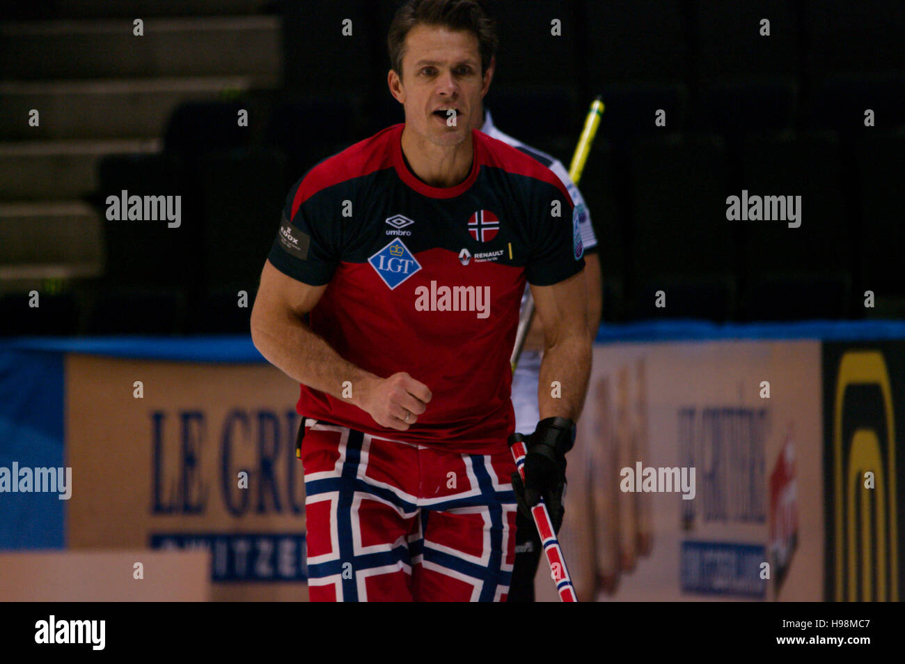 Braehead Arena, Renfrewshire, Scotland, 19 November 2016. Thomas Ulsrud is delighted at a shot in the Le Gruyère AOP European Curling Championships 2016 Credit:  Colin Edwards / Alamy Live News Stock Photo