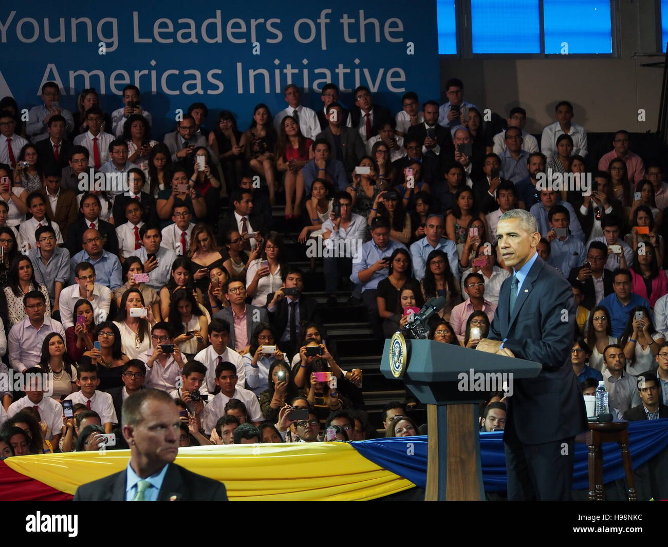 Lima, Peru. 19th Nov, 2016. Barack Obama, president of the United States of America, addressed an assembly of young leaders of the Americas (YLAI), at the Pontificia Universidad Catolica del Peru, in Lima, within the framework of the APEC 2016 meeting. (c) Carlos Garcia Granthon/Fotoholica/Alamy Live News Stock Photo