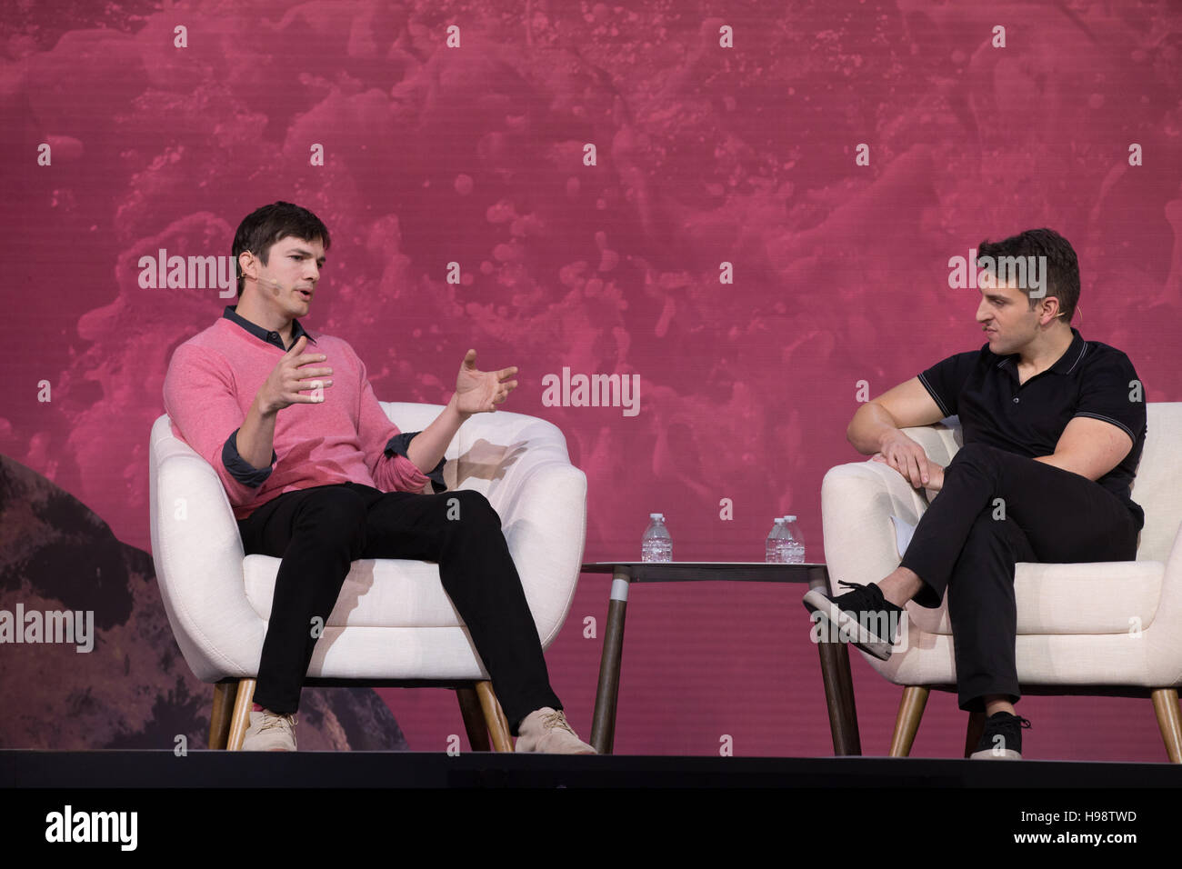Los Angeles, California, USA. 19th Nov, 2016. Actor Ashton Kutcher and Co-Founder & Chief Executive Officer, Airbnb, Brian Chesky talk onstage at the 3rd Annual Airbnb Open Spotlight at The Orpheum Theatre on November 19, 2016 in Los Angeles, California. Credit:  The Photo Access/Alamy Live News Stock Photo