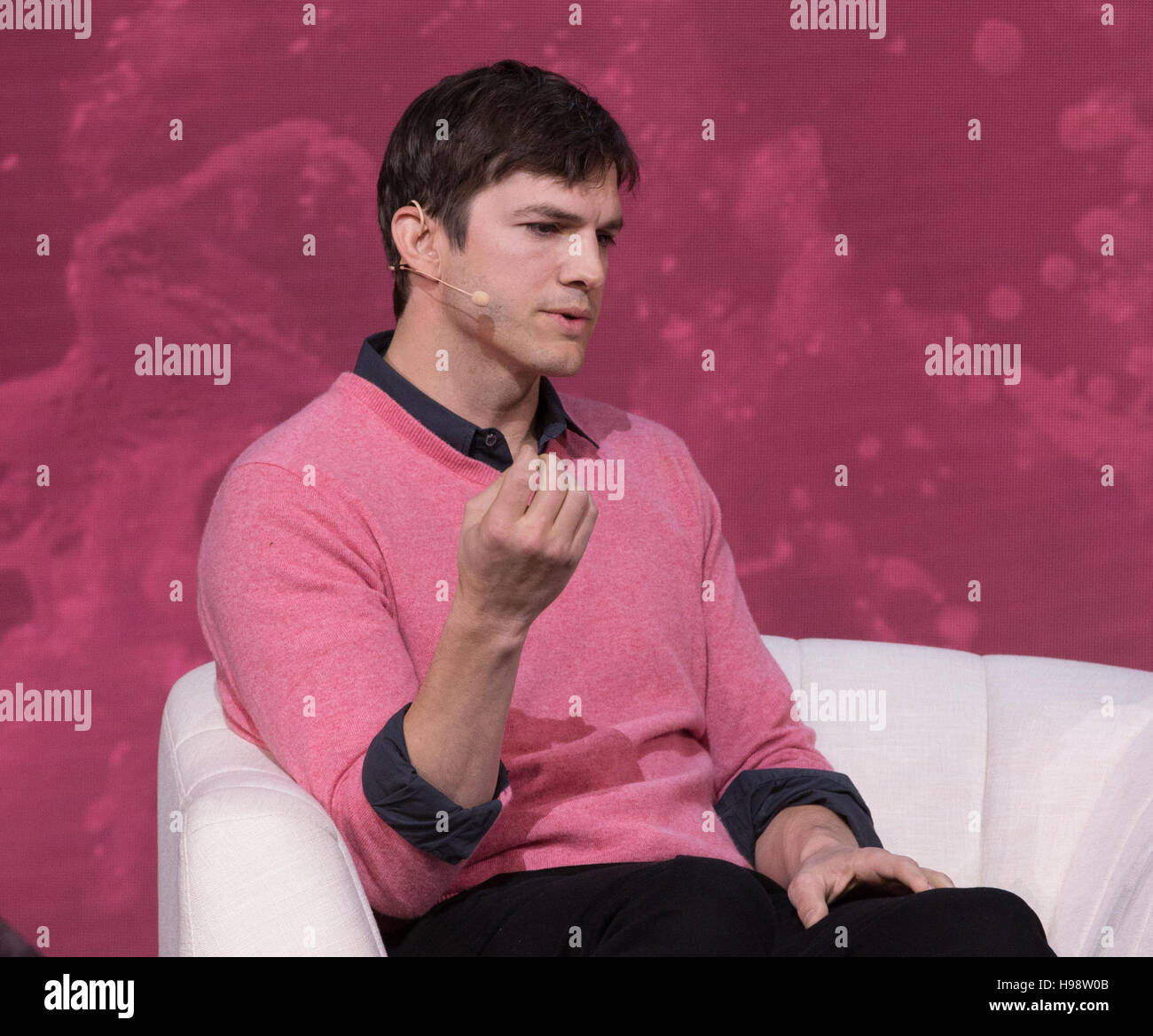 Los Angeles, California, USA. 19th Nov, 2016. Actor Ashton Kutcher speaks onstage at the 3rd Annual Airbnb Open Spotlight at The Orpheum Theatre on November 19, 2016 in Los Angeles, California. Credit:  The Photo Access/Alamy Live News Stock Photo