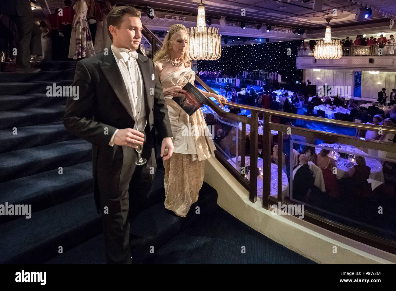 London, UK. 19th November, 2016. Author and socialite, Lady Colin Campbell, attends the Ball. Fourth Russian Debutante Ball Credit:  Guy Corbishley/Alamy Live News Stock Photo