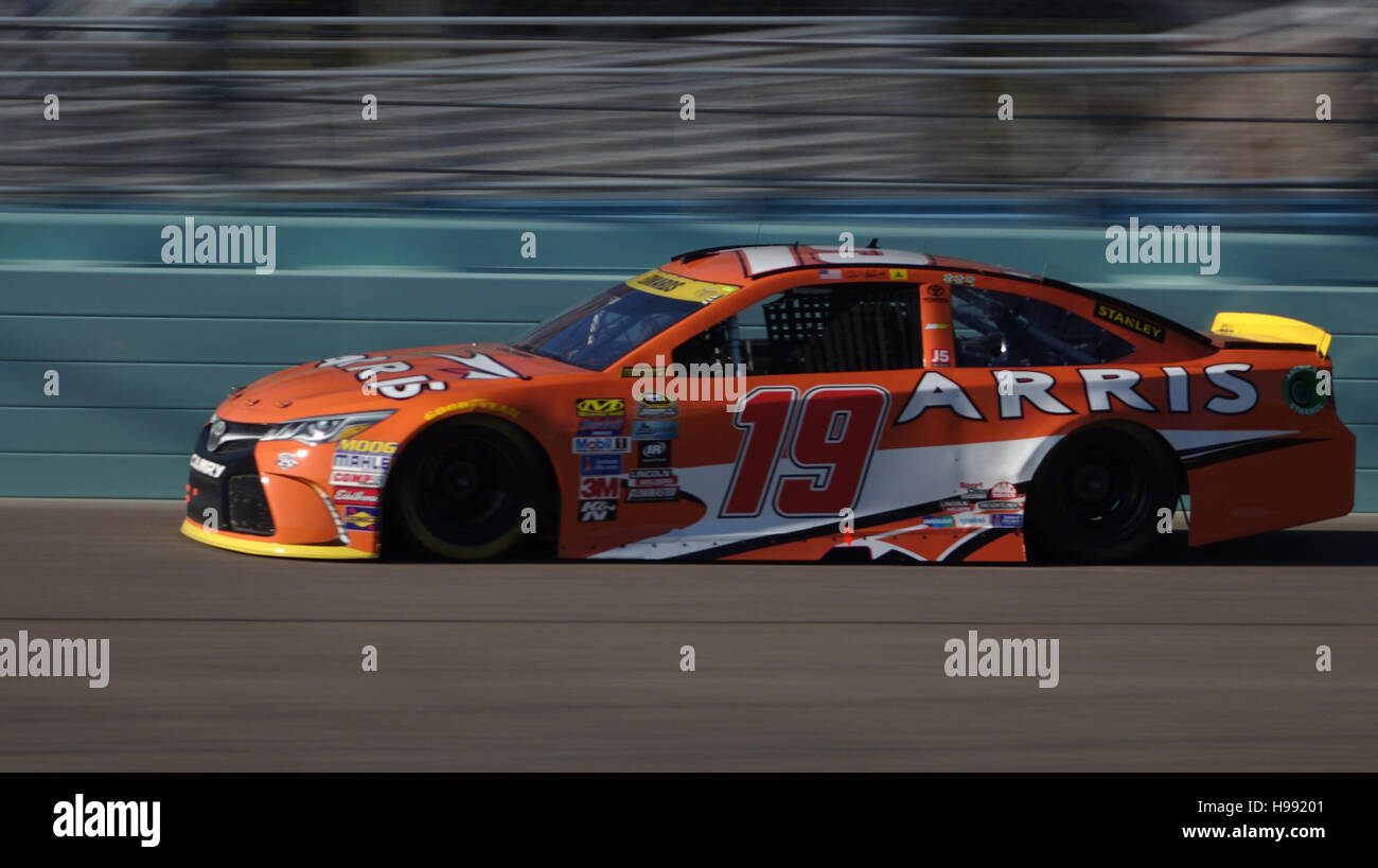 Homestead, FL, USA. 20th Nov, 2016. Carl Edwards races during the Ford ...