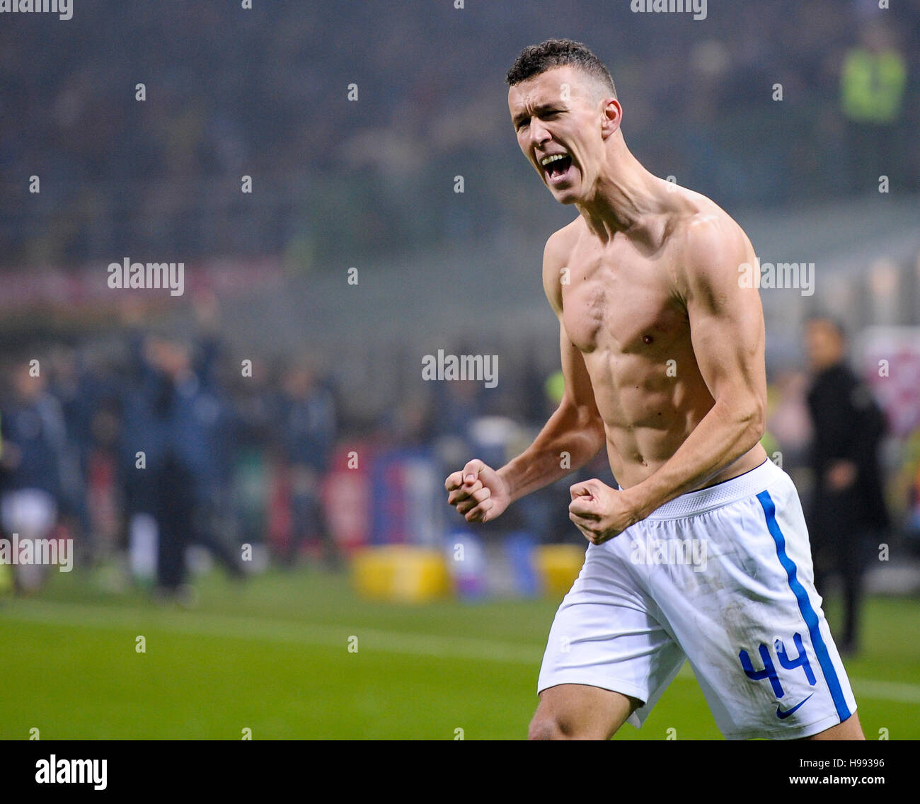 Milan, Italy. 20 november: Ivan Perisic of FC Internazionale celebrates after scoring a goal during the Serie A football match between AC Milan and FC Internazionale. Stock Photo