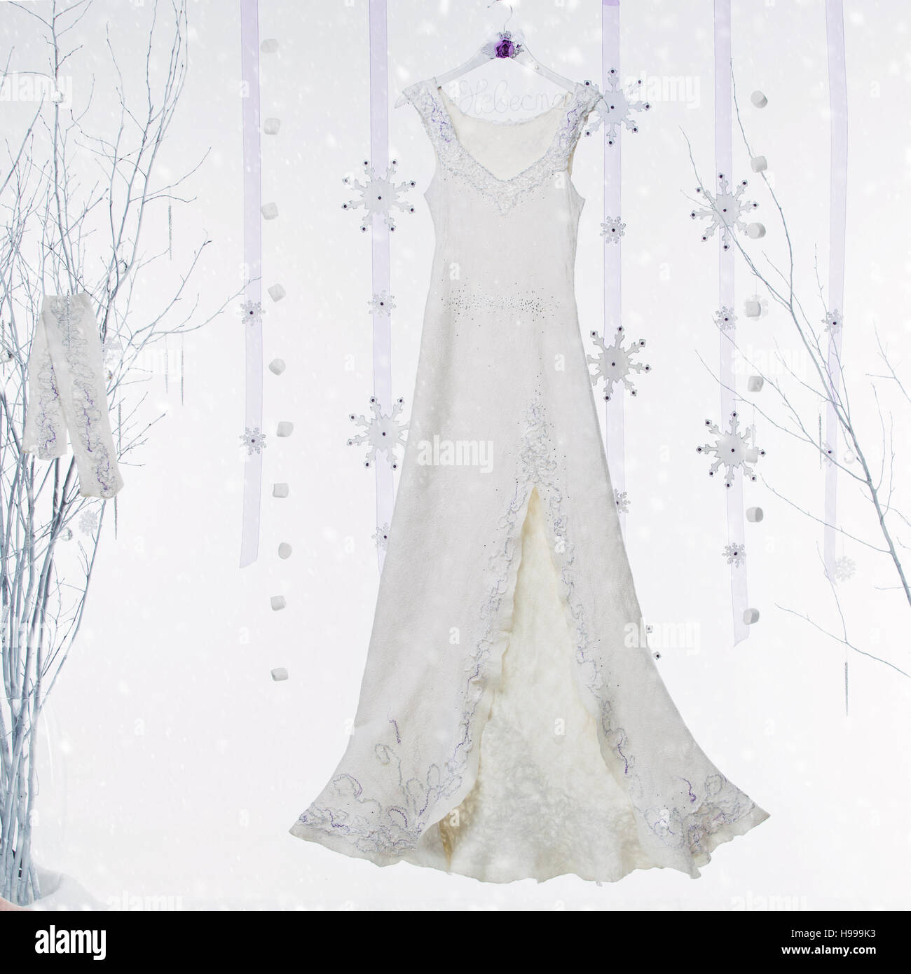 Gorgeous Wedding Gown Winter Artwork Art Gorgeous Wedding Gown Winter Artwork Art