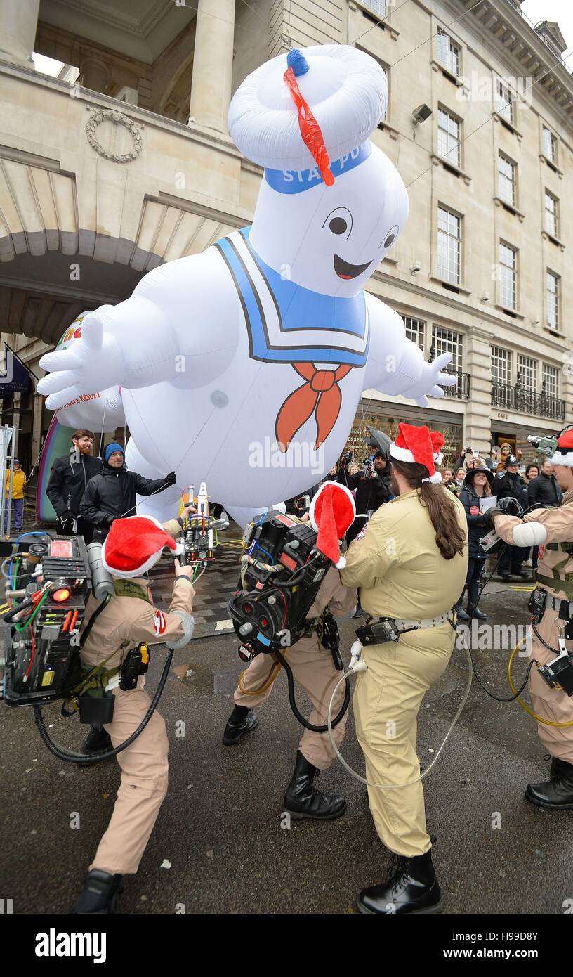 The 'Stay Puft Marshmallow Man' inflatable fights off the 'Ghostbusters