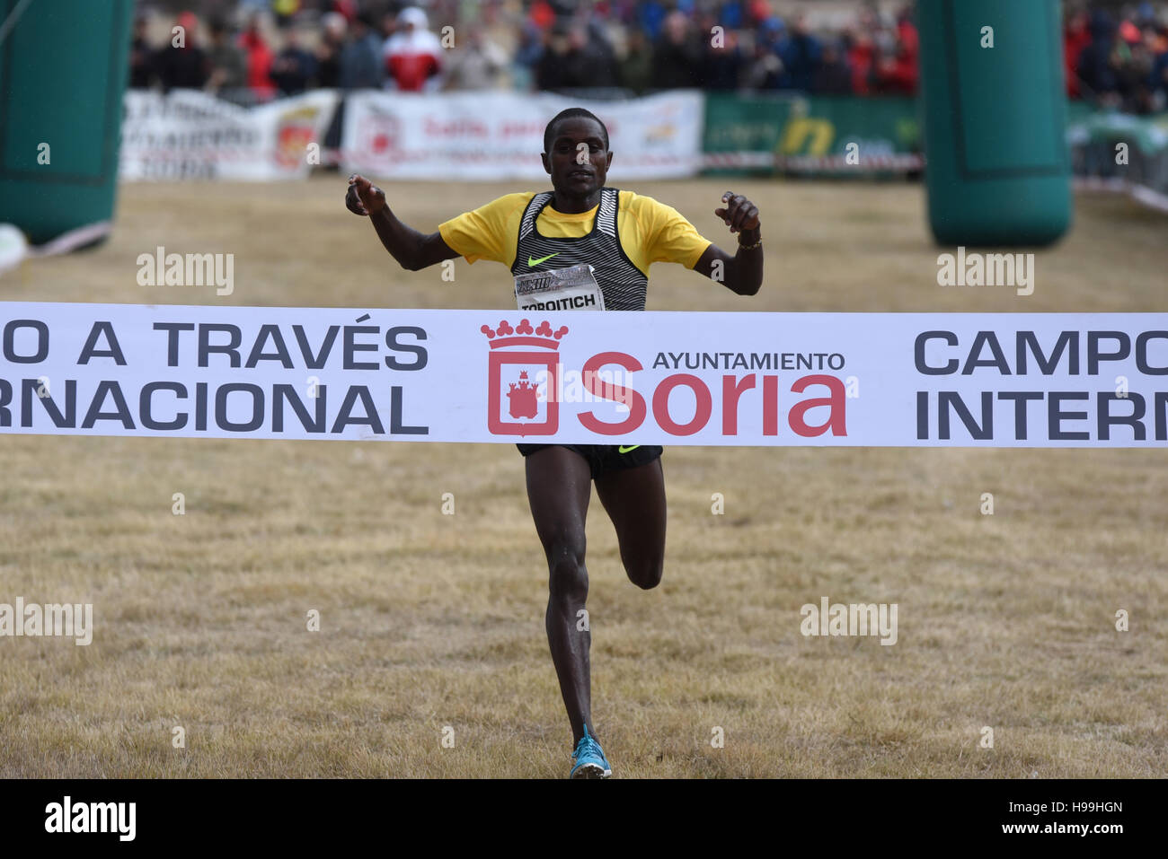 Timothy Toroitich Ugandan runner hi-res stock photography and images - Alamy