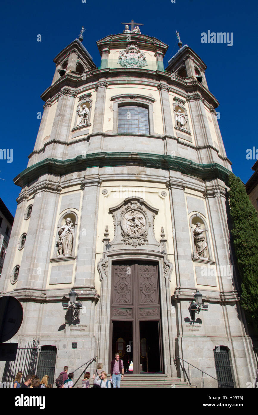 Madrid Spain Basilica Pontificia de San Miguel Stock Photo Alamy