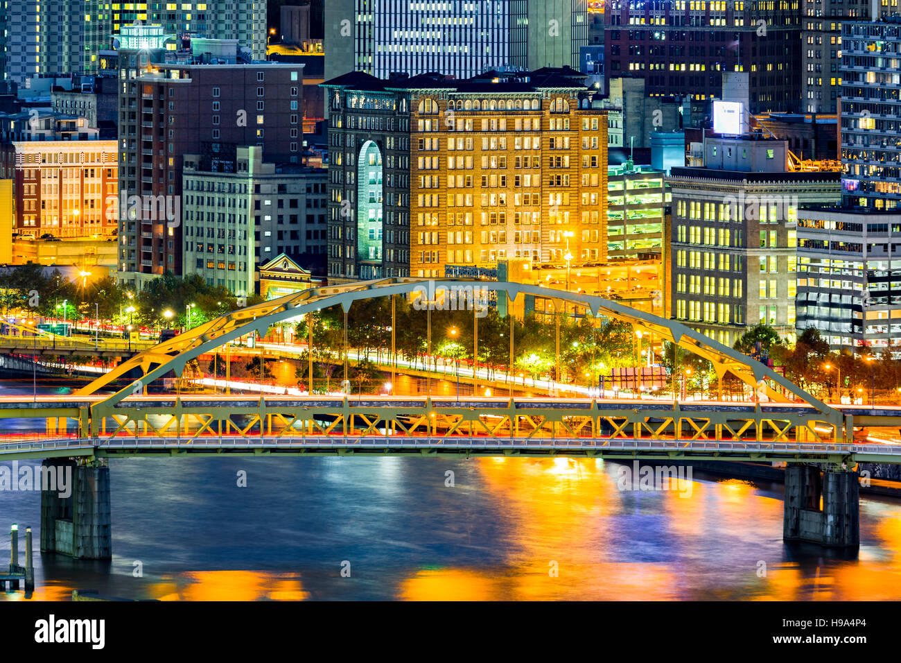 Fort Duquesne Bridge spans Allegheny river in Pittsburgh, Pennsylvania Stock Photo