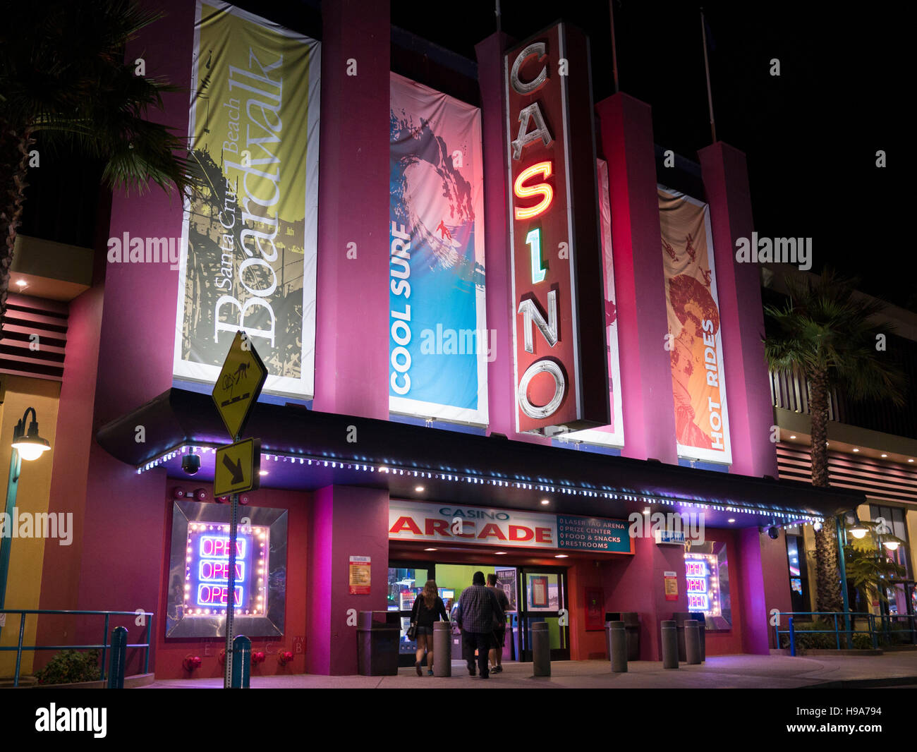 Santa Cruz Beach and Boardwalk, California at night Stock Photo Alamy