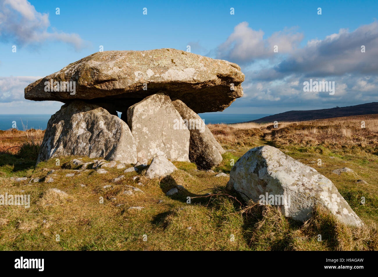 Chun Quoit a neolithic chambered tomb near Morvah in Cornwall, England, UK Stock Photo