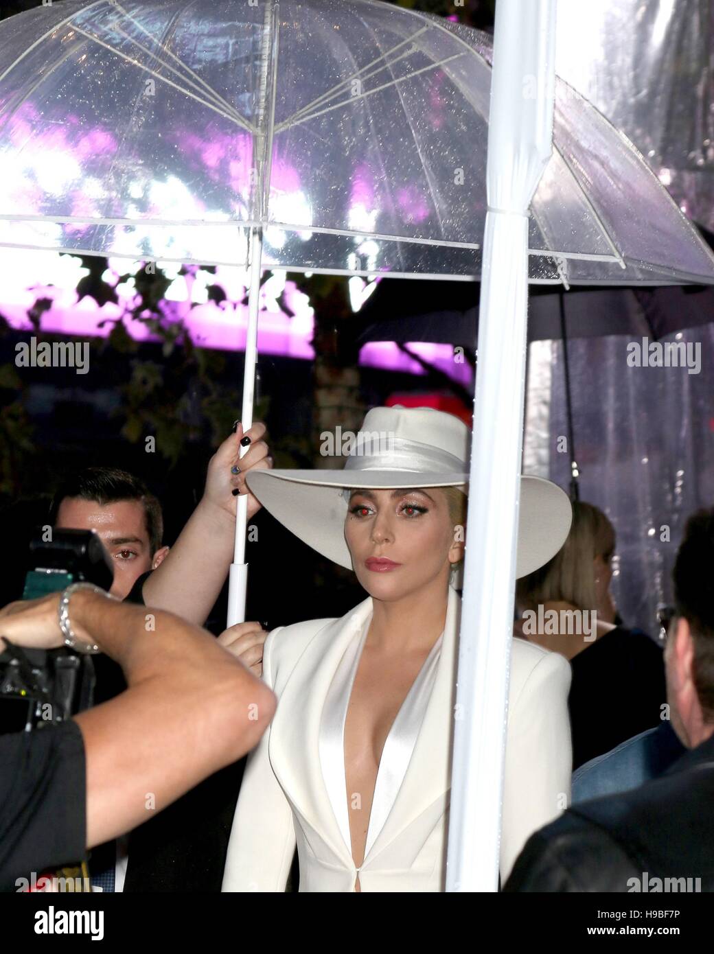 los-angeles-ca-usa-20th-nov-2016-lady-gaga-at-arrivals-for-2016