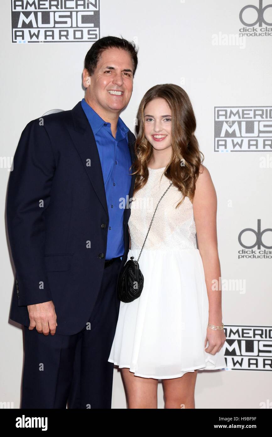 Los Angeles, CA, USA. 20th Nov, 2016. Mark Cuban, Alexis Sofia Cuban at arrivals for 2016