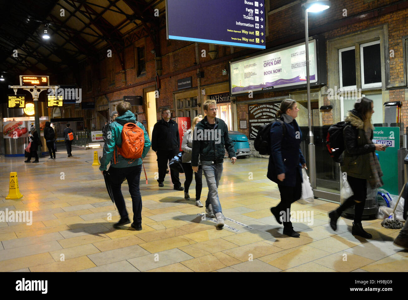 Bristol templemeads station hires stock photography and images Alamy