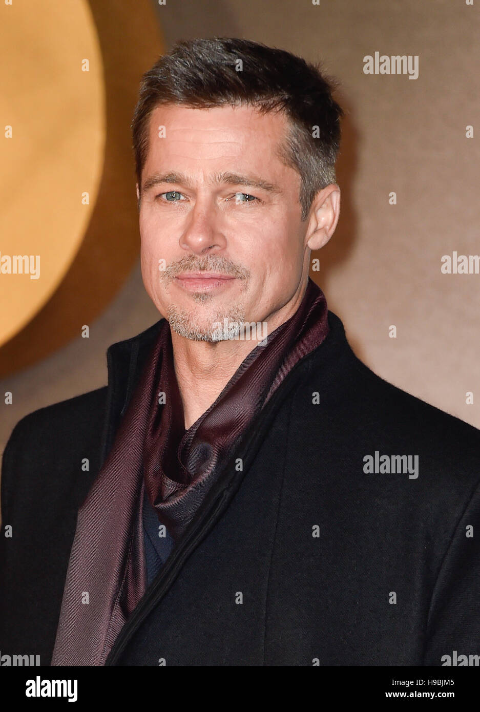 London, UK. 21st Nov, 2016. Brad Pitt attends the premiere of Allied at