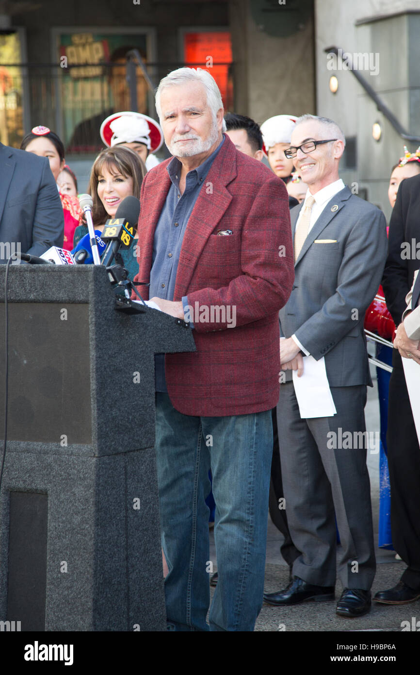 Hollywood, California, USA. 21st November, 2016. Actor John McCook speaks at the press conference for the 85th Annual Hollywood Christmas Parade held at the Hollywood & Highland Center in Hollywood, California, USA.  Credit:  Sheri Determan / Alamy Live News Stock Photo