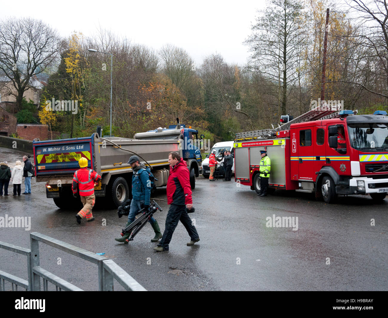 Millbrook Stalybridge, UK. 22nd Nov 2016. Huddersfield Road Millbrook