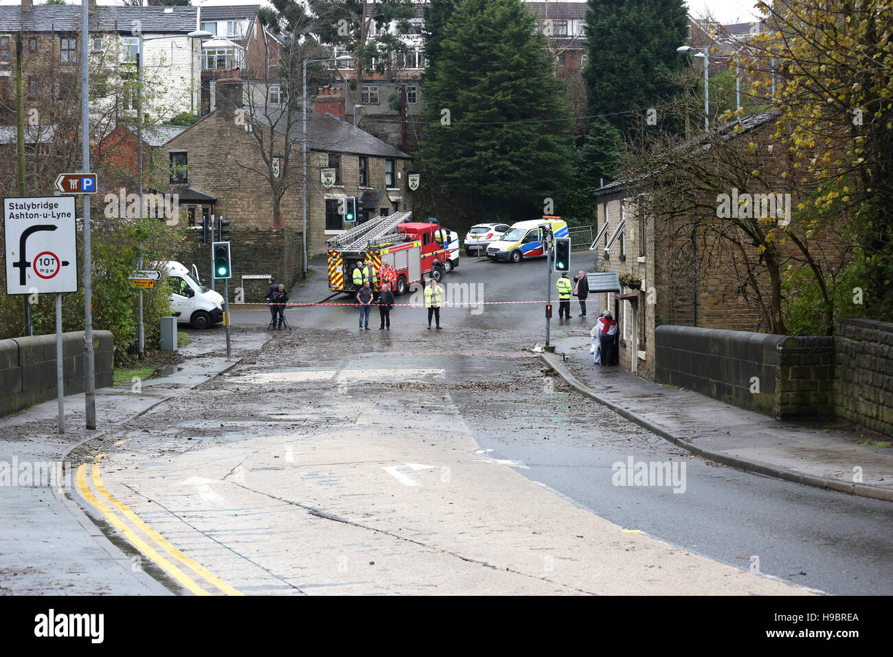Huddersfield Road High Resolution Stock Photography and Images Alamy