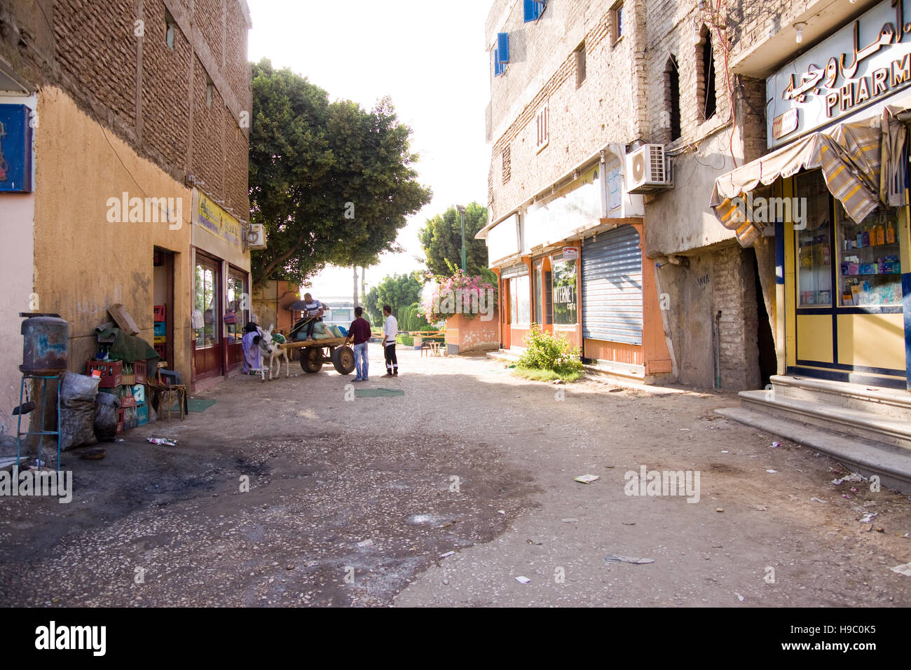 people in aswan egypt during everyday life Stock Photo - Alamy
