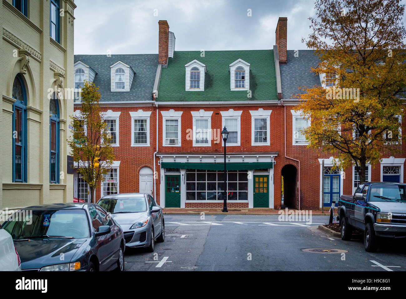 Autumn color and brick buildings in Easton, Maryland. Stock Photo