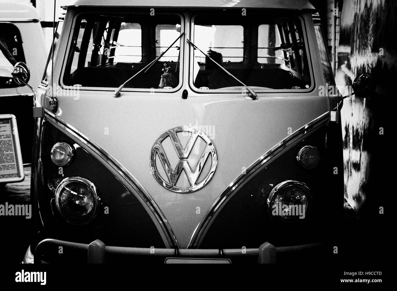 Vw transporter 1950 hi-res stock photography and images - Alamy