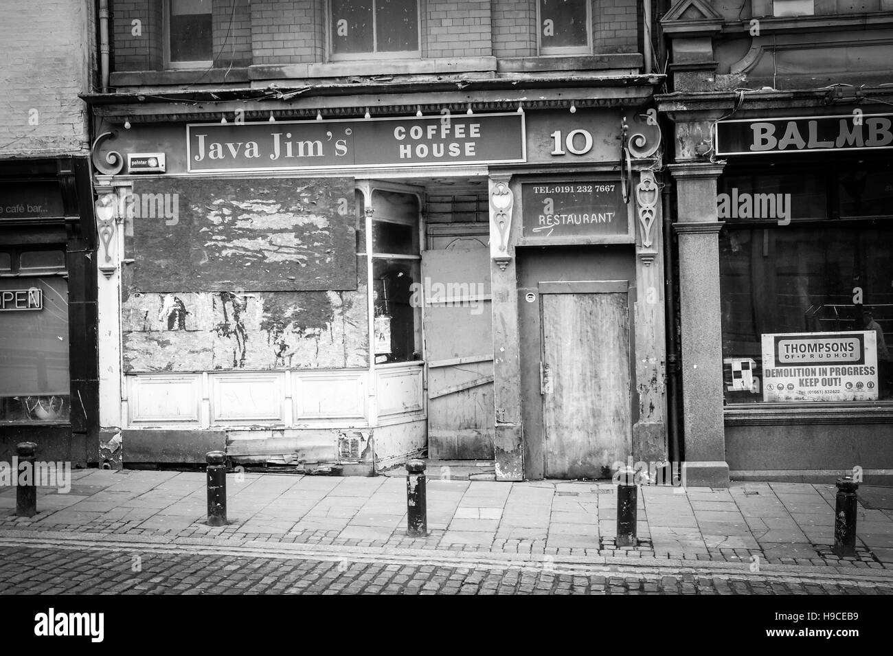 Closed shops and bars in the Cloth Hall area of Newcastle upon Tyne
