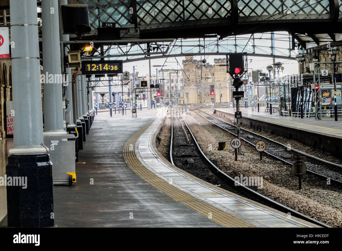 Newcastle train Station, England, Uk Stock Photo Alamy