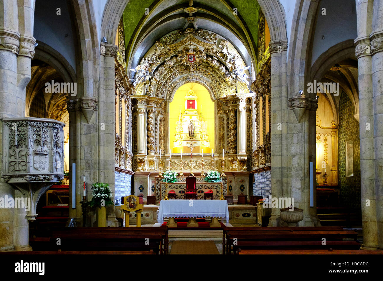 Altar of the Igreja de Sao Joao Baptista. Tomar, Portugal Stock Photo