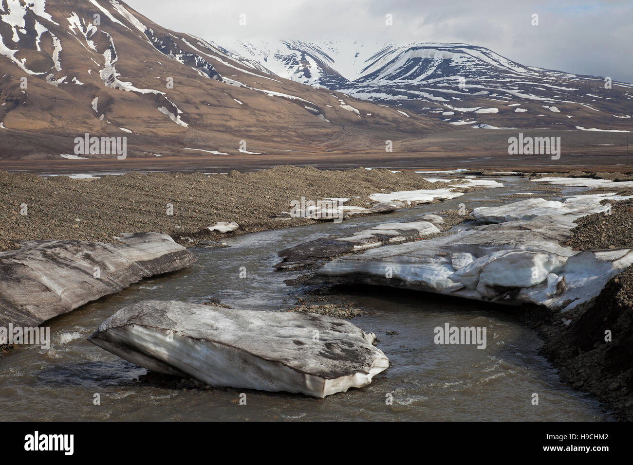 Barren landscape in Adventdalen / Advent Valley east of Longyearbyen, Spitsbergen / Svalbard in summer Stock Photo