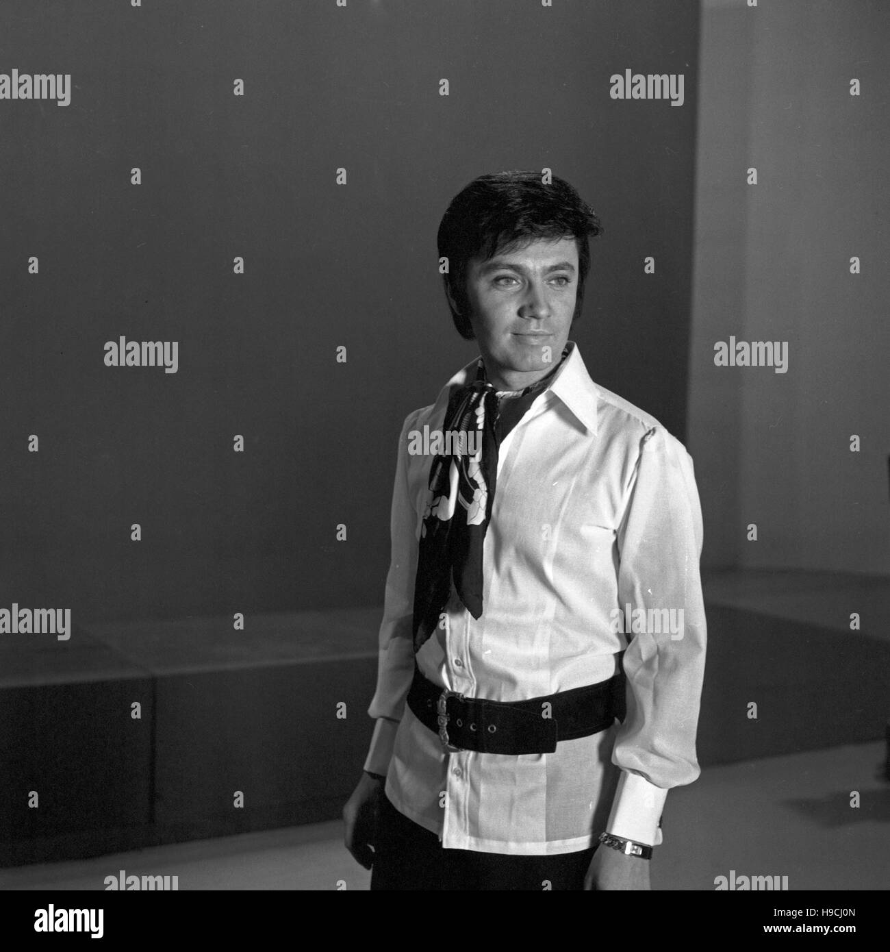 Spaß durch 2, Fernsehserie mit Sketchen und Musik, Deutschland 1970 - 1972, Mitwirkende: Rex Gildo Stock Photo