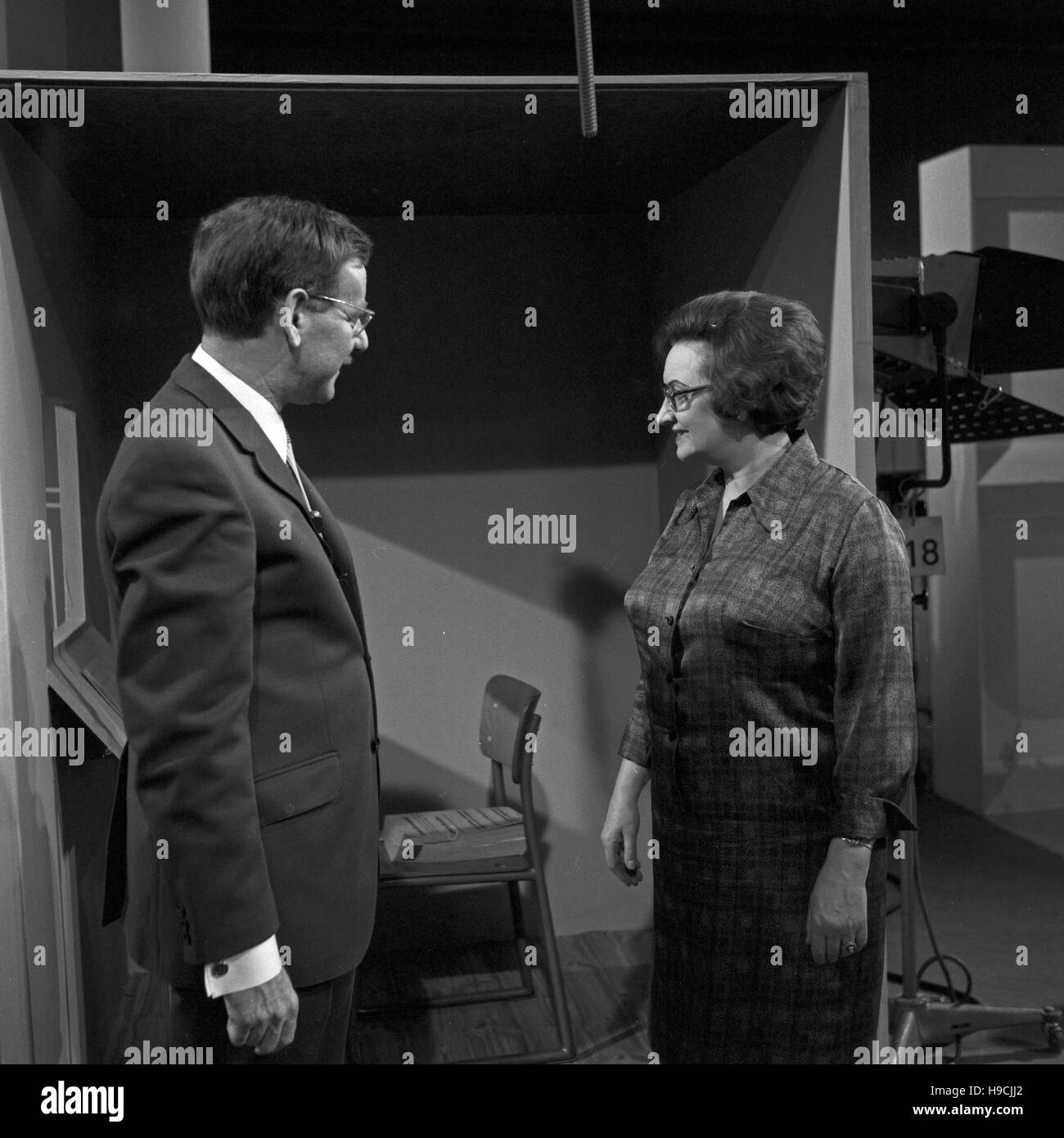 1970s television studio Black and White Stock Photos & Images Alamy