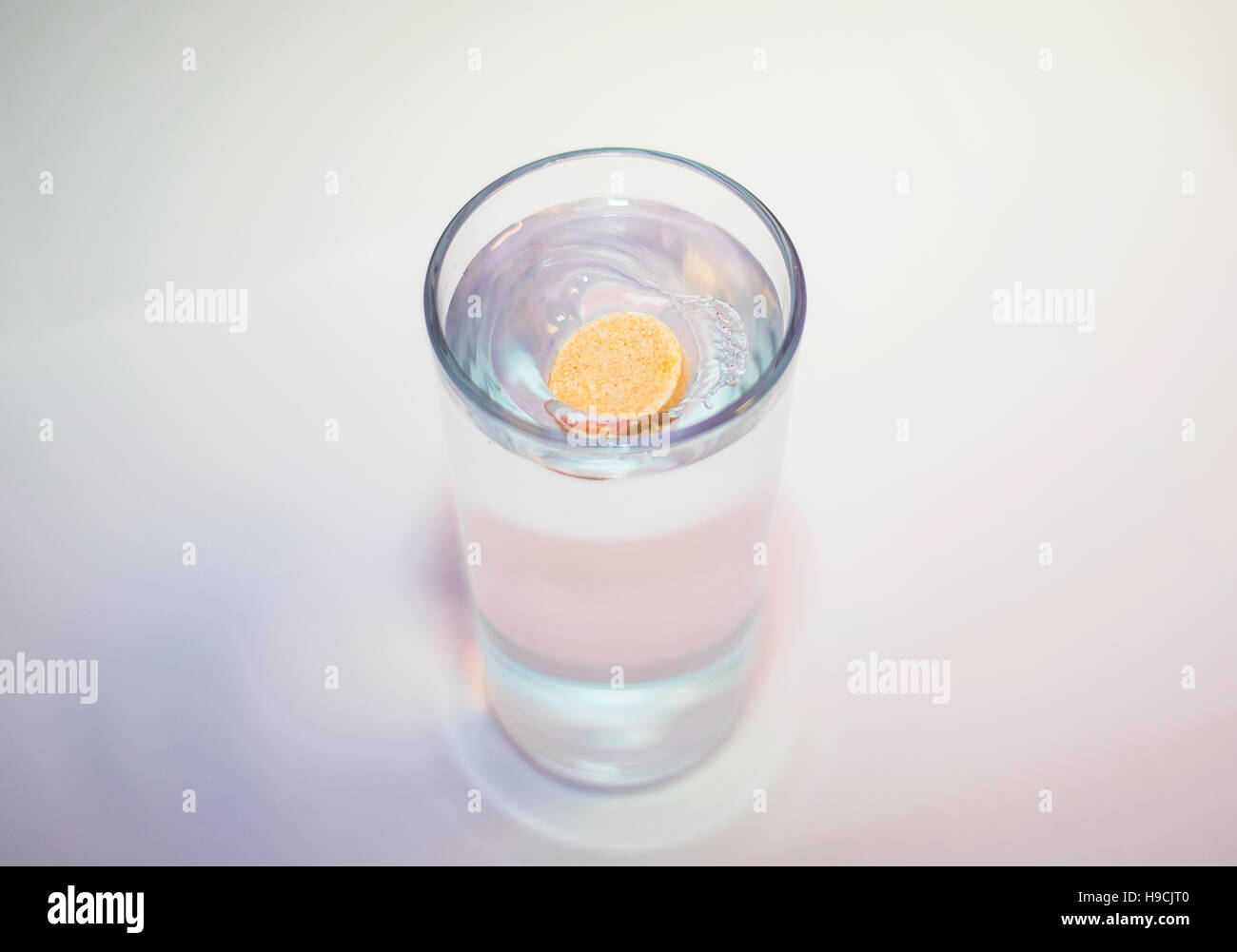 Vitamin C Tablet Water High Resolution Stock Photography and Images Alamy