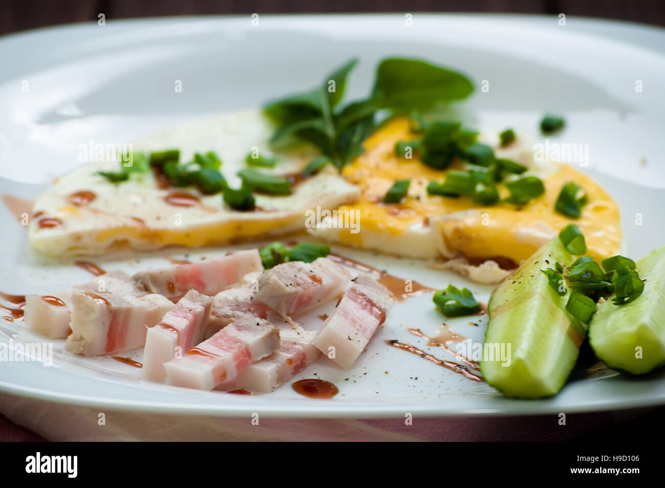 traditional breakfast of scrambled eggs and vegetables Stock Photo - Alamy