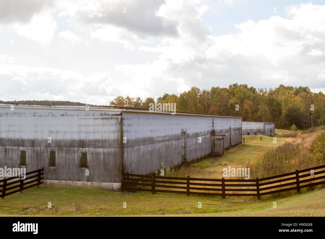 Bourbon rik houses in Kentucky countryside Stock Photo Alamy