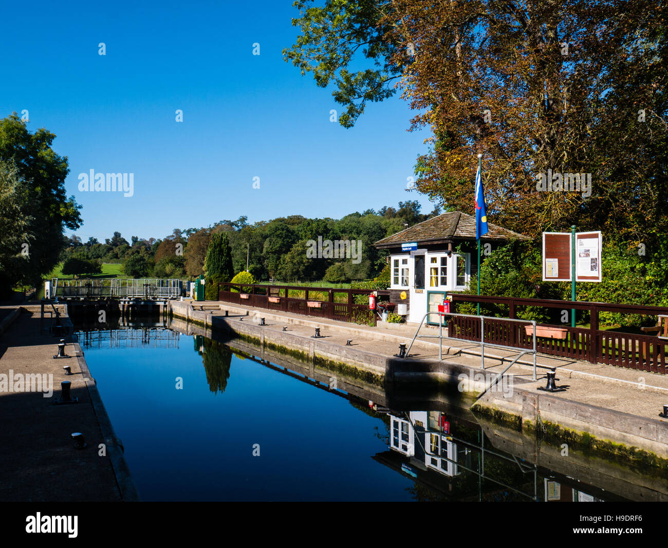 Shiplake Lock, Shiplake, Oxfordshire, England Stock Photo Alamy