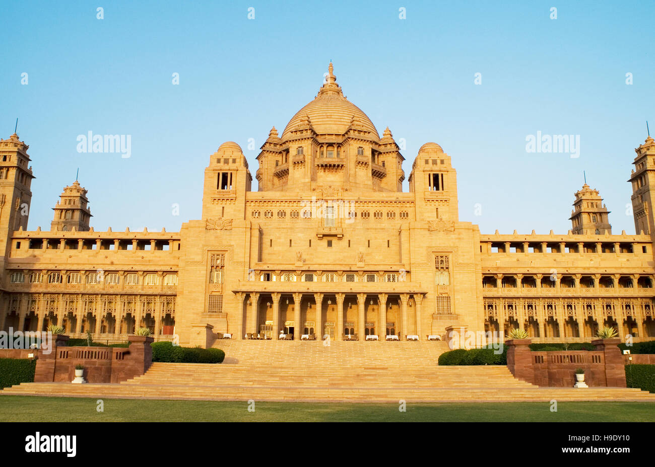 Jodhpurs palace hires stock photography and images Alamy