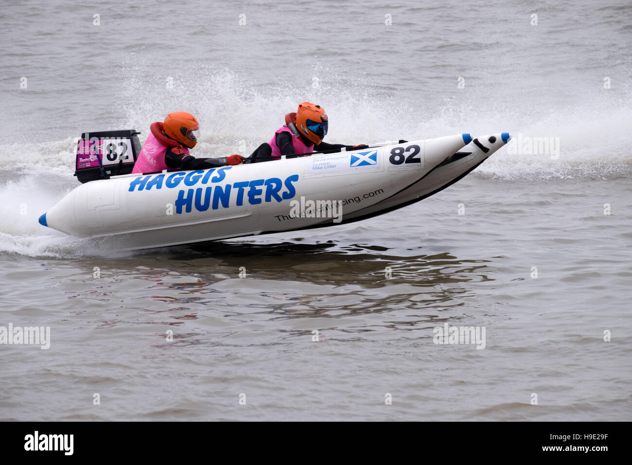 Racing boats hi-res stock photography and images - Alamy